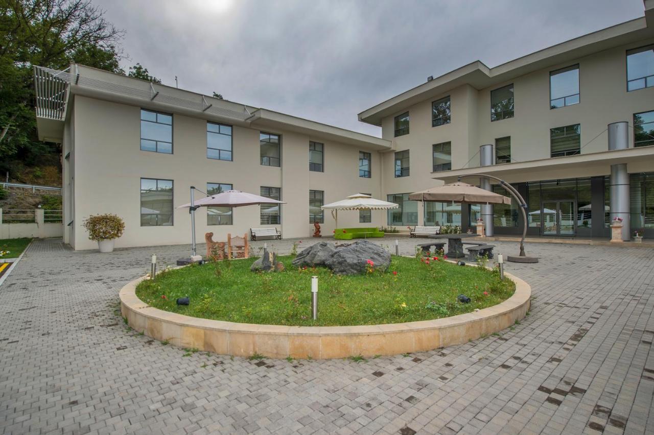 Chukhur Gabala Museum Hotel Экстерьер фото