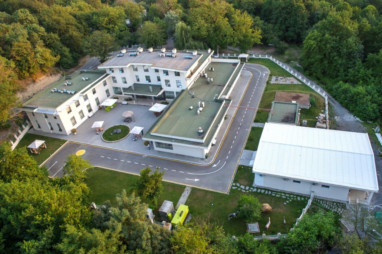Chukhur Gabala Museum Hotel Экстерьер фото