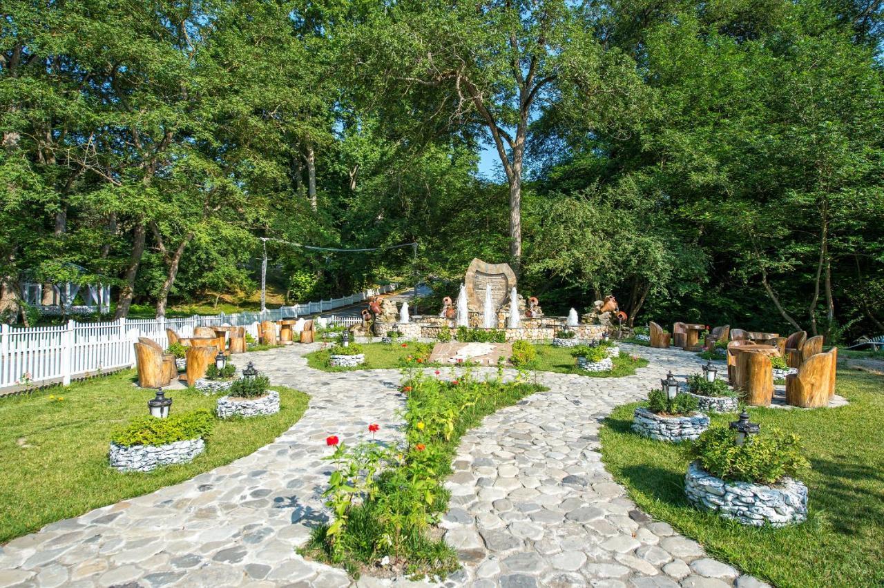 Chukhur Gabala Museum Hotel Экстерьер фото
